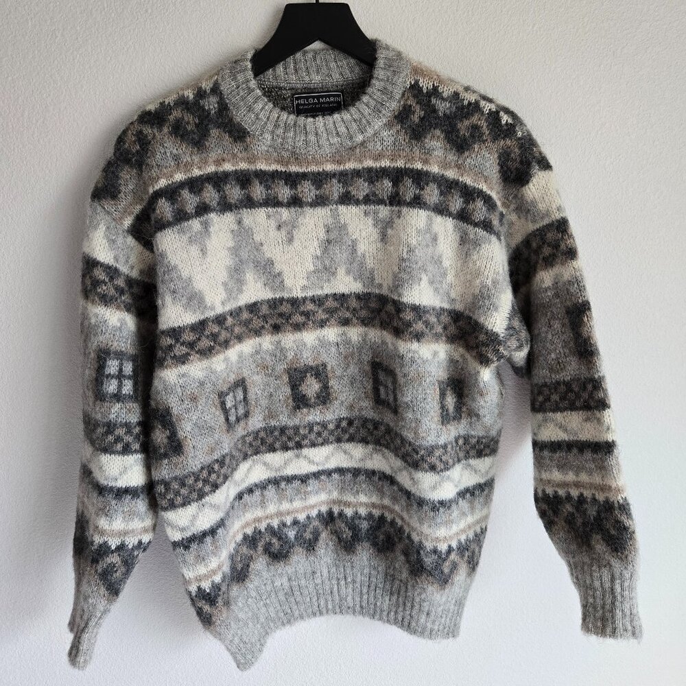 Genuine Hand-Knit Icelandic Sheep's Wool Sweater